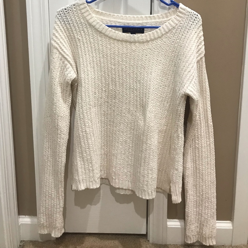 White knitted Aeropostale sweater